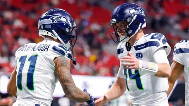 Breathtaking Nfl Live: Week 14 Scores, Results & Updates Including Bears At Packers And Rams At Cardinals. Capture in 4K Breathtaking Nfl Live: Week 14 Scores, Results & Updates Including Bears At Packers And Rams At Cardinals. Capture in 4K