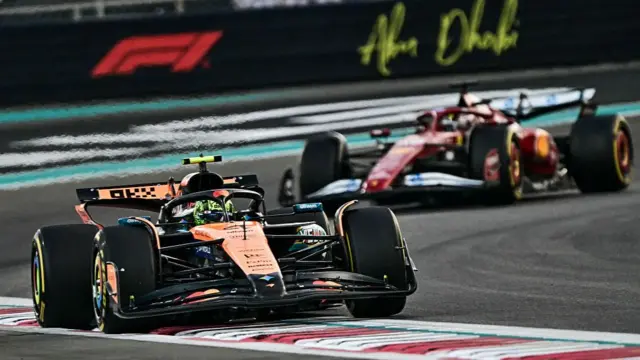 Norris in front of Leclerc