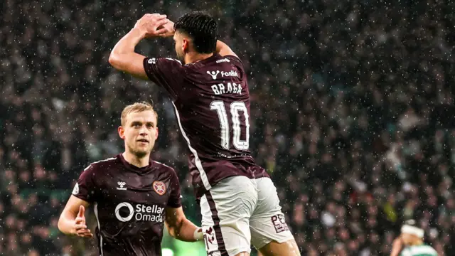 Claudio Braga celebrates
