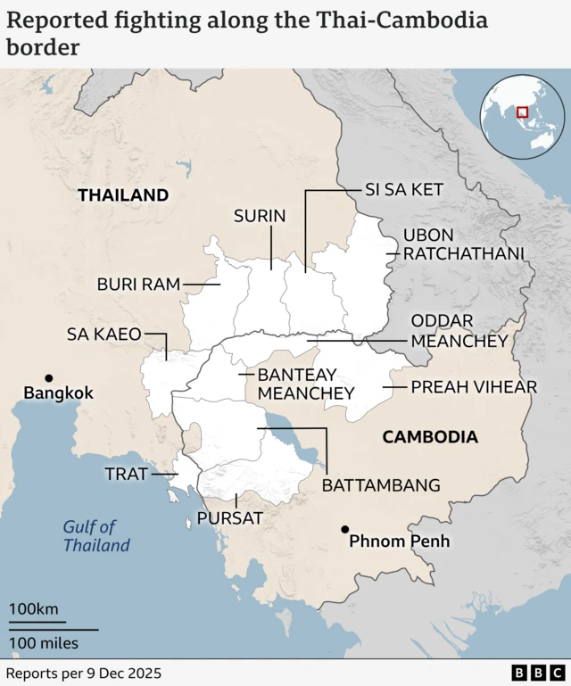Map showing reported fighting along the Thai-Cambodia border. Thailand and Cambodia are highlighted, with key provinces near the border labelled: Trat, Sa Kaeo, Buri Ram, Surin, Si Sa Ket and Ubon Ratchathani in Thailand, and Pursat, Battambang, Banteay Meanchey, Oddar Meanchey and Preah Vihear in Cambodia. Major cities Bangkok and Phnom Penh are marked, along with the Gulf of Thailand.