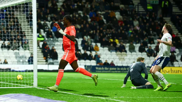 Coventry go close to scoring