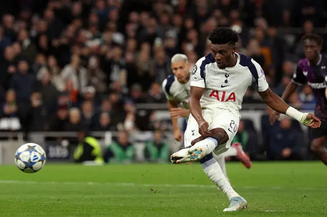 Mohammed Kudus scores penalty
