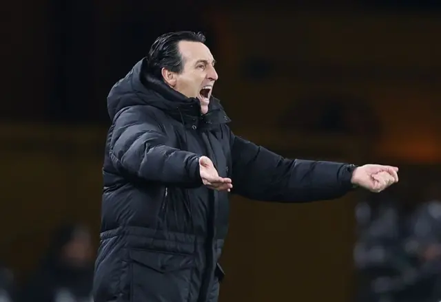 Emery shouts on the touchline