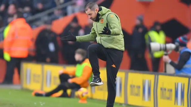 Hull head coach Ruben Selles during their defeat to Stoke