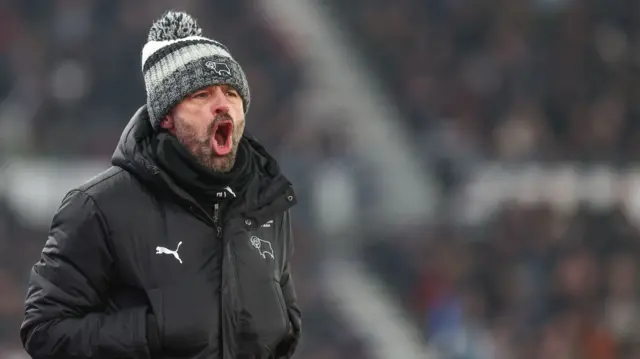 Derby manager Paul Warne shouts from the touchline