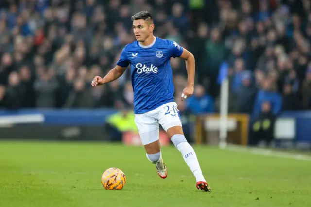 Everton's Carlos Alcaraz