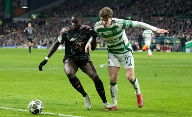 Dayot Upomecano trods on the foot of Arne Engels