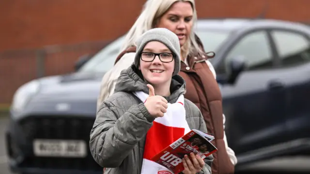 Middlesbrough fan thumbs up