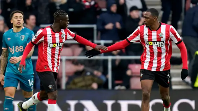 Southampton's Kamaldeen Sulemana (left) celebrates