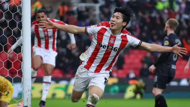 Bae Jun Ho celebrates scoring