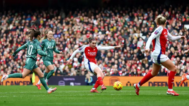 Arsenal's Mariona Caldentey scores their second goal