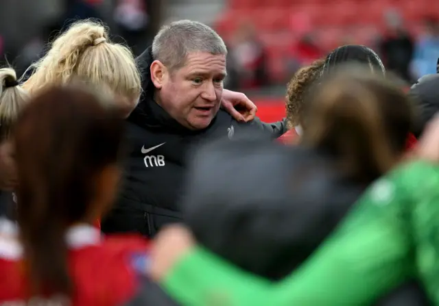 Matt Beard addresses his Liverpool players