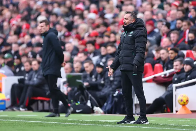 Vítor Pereira manager looks on