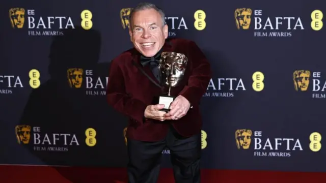 Warwick Davis