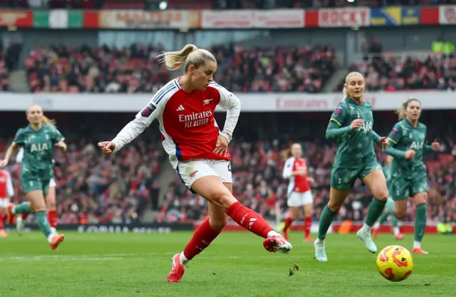 Arsenal's Alessia Russo scores their fourth goal