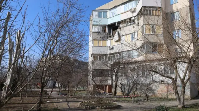 A damaged building in Kherson after Russian shelling last week