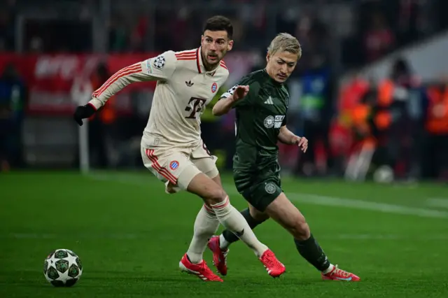 Maeda tries and fails to tackle Goretzka