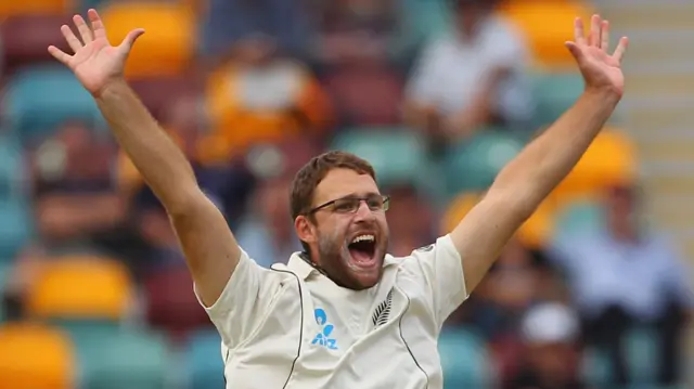 Daniel Vettori appeals for a wicket