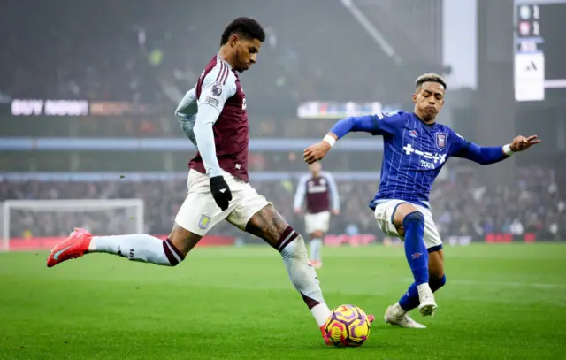 Marcus Rashford attempts to cross the ball