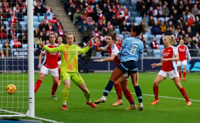 Mary Fowler scores