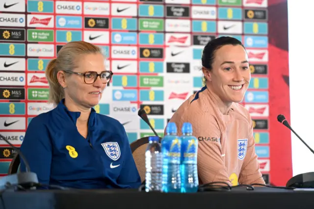 Sarina Wiegman and Lucy Bronze