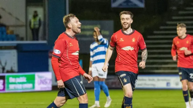 Falkirk's Scott Arfield celebrates scoring to make it 1-0 during a William Hill Championship match between Greenock Morton and Falkirk at Cappielow Park, on February 21, 2025, in Greenock, Scotland.