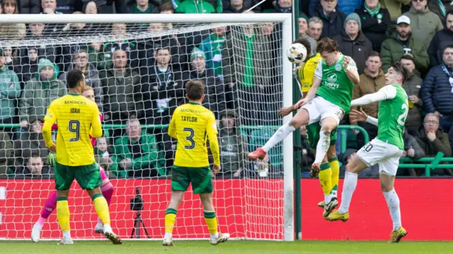 Josh Campbell makes it 2-0 to Hibs