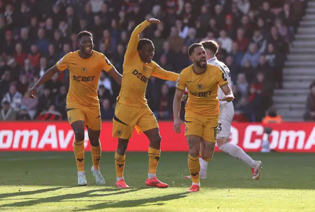 Matheus Cunha of Wolverhampton Wanderers celebrates