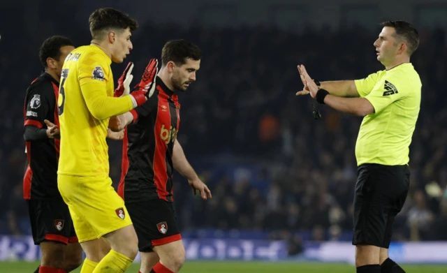 AFC Bournemouth's Kepa Arrizabalaga remonstrates with referee Michael Oliver