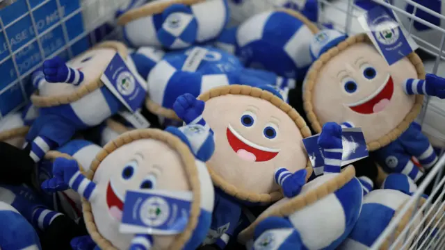 Wigan pies