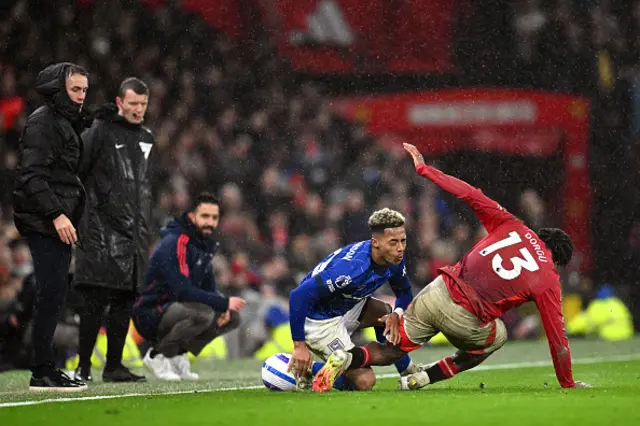 Omari Hutchinson of Ipswich Town is fouled by Patrick Chinazaekpere Dorgu