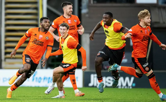 Dundee United struck on 93 and 99 minutes the last time they hosted Hibs