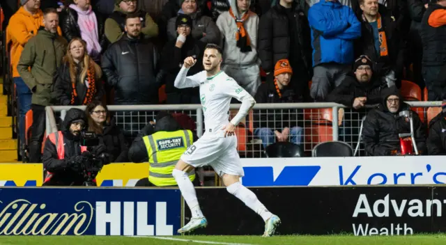 Hibernian's Mykola Kuharevich celebrates after scoring to make it 1-1