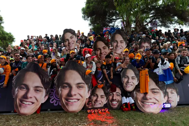 Australian Grand Prix fans