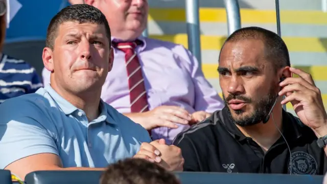 Wigan boss Matt Peet with assistant coach Tommy Leuluai