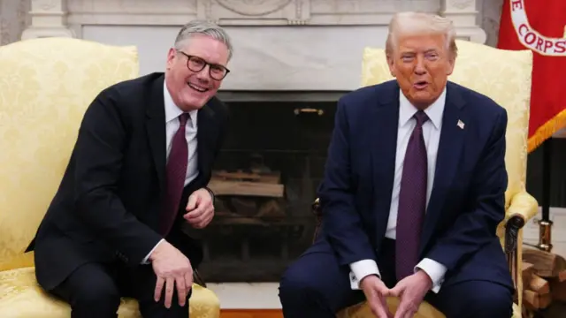 Starmer and Trump smile and laugh in the Oval Office