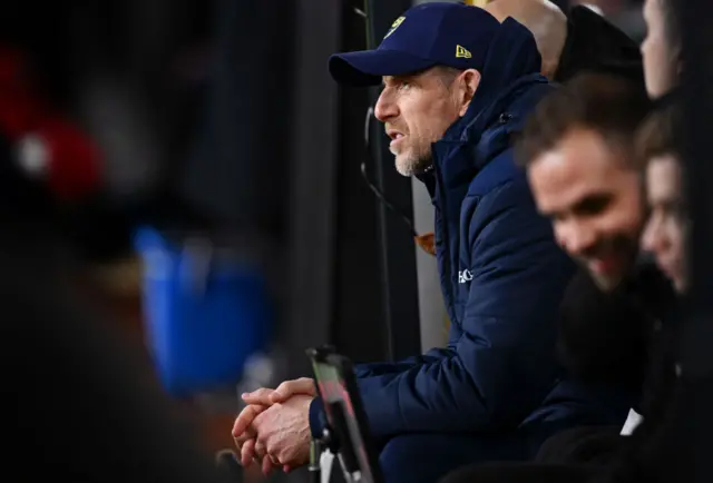 Gary Rowett, manager of Oxford looks on from the bench