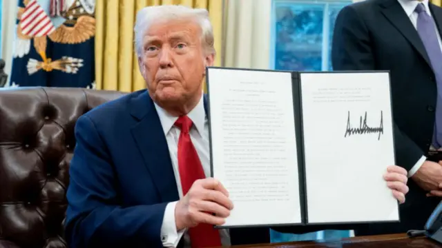 Donald Trump holds executive order