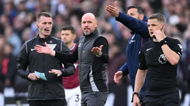 Erik ten Hag complains about VAR decision during a match against West Ham