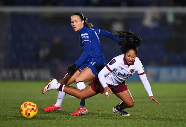 Manuela Pavi of West Ham United is fouled by Guro Reiten