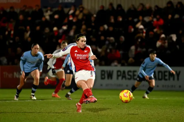 Mariona Caldentey of Arsenal scores