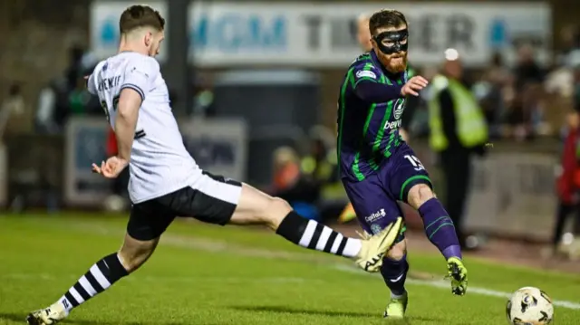 Nicky Cadden in action for Hibs