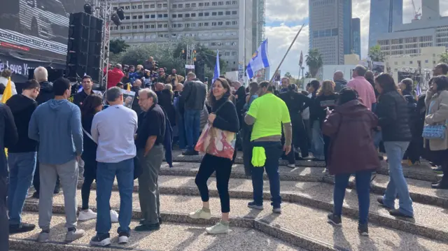 Crowds of people in Histages Square