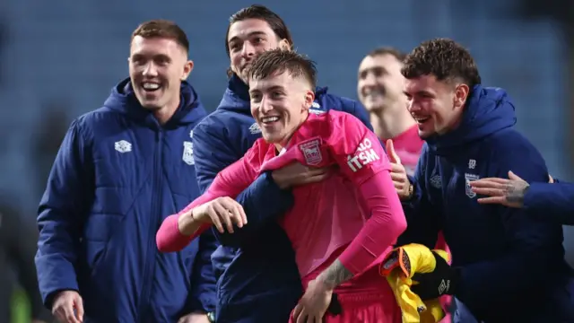 Jack Clarke of Ipswich Town celebrates victory with his teammates