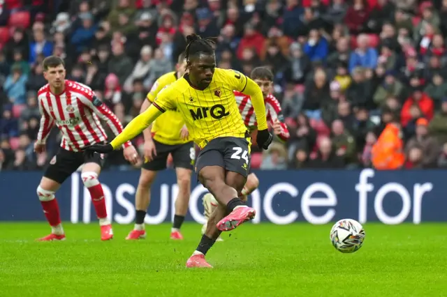 Tom Dele-Bashiru scores penalty