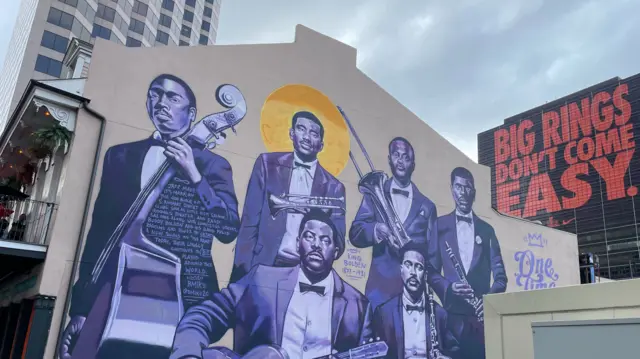 Mural of jazz band in New Orleans