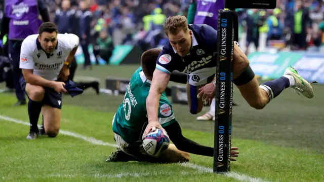 Duhan van der Merwe scores for Scotland