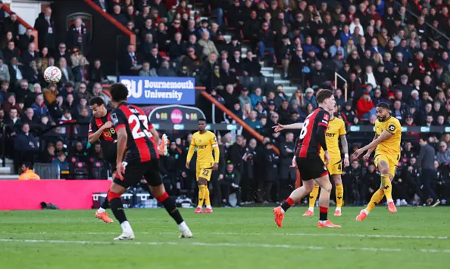 Matheus Cunha of Wolverhampton Wanderers scores