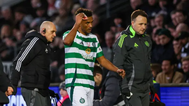 Auston Trusty goes off injured