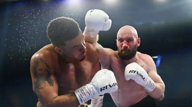 Steven Ward lands a punch on Tommy McCarthy
